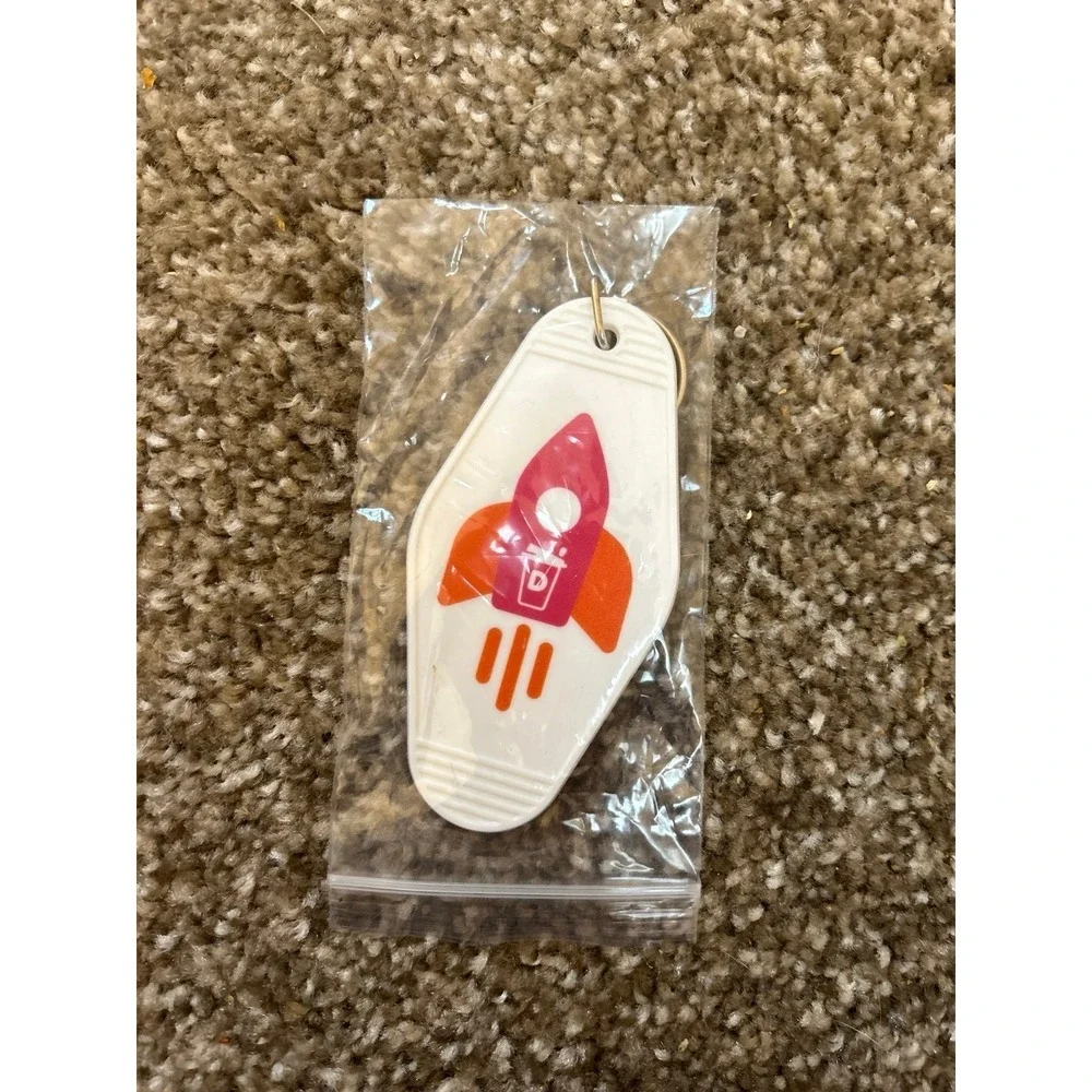 limited Edition Dunkin Keychain‎ - Picture 2 of 2